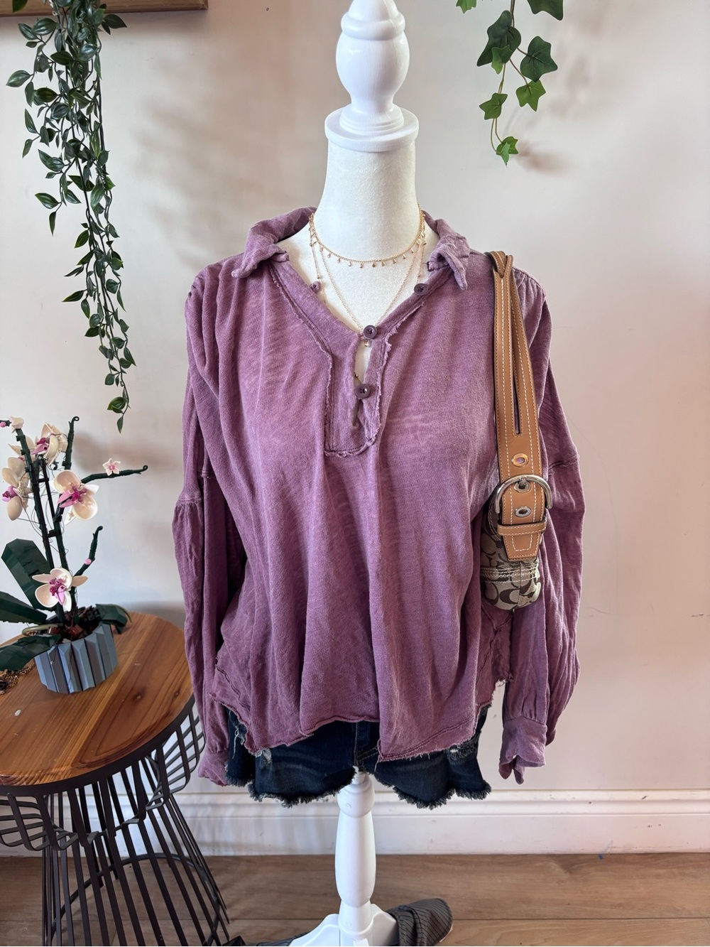 Washed Mauve Long-Sleeve V-Neck Pullover Top